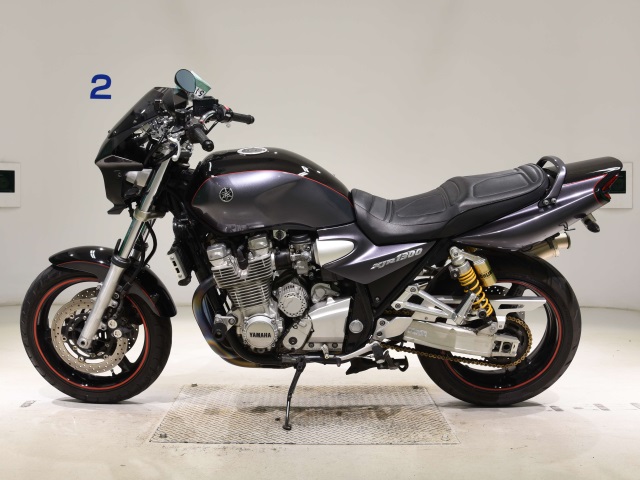 Yamaha XJR1300