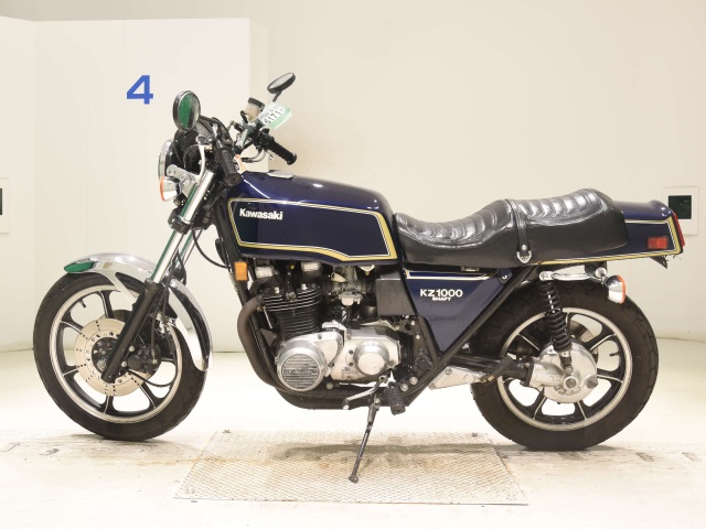 Kawasaki Z1000ST