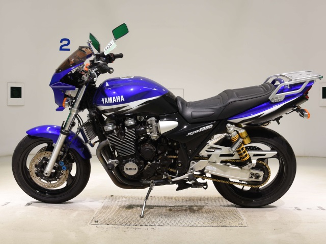 Yamaha XJR1300
