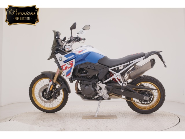 BMW F900GS