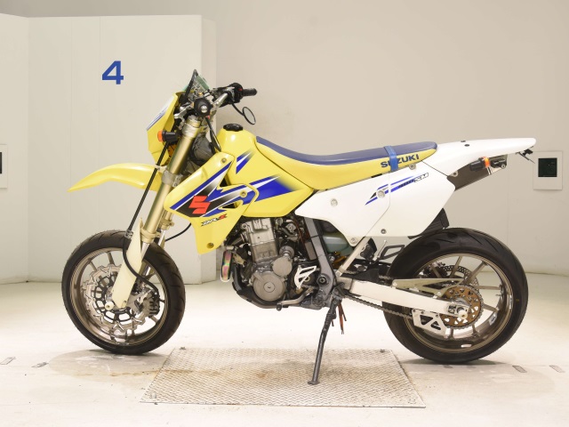 Suzuki DR-Z400SM
