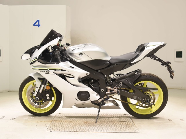 Yamaha 6