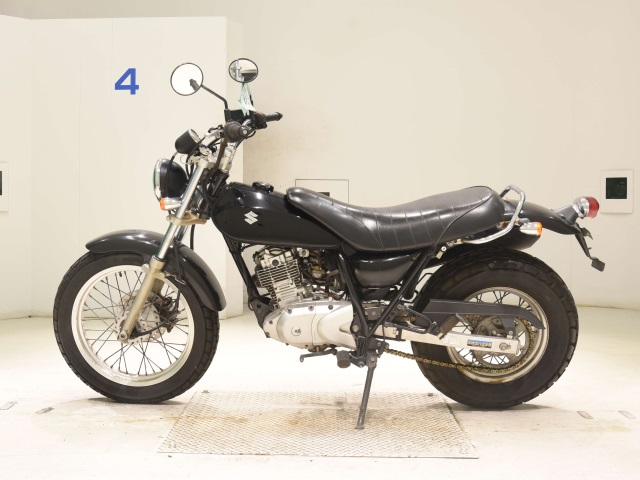 Suzuki VANVAN 200