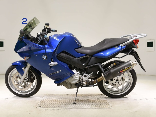 BMW F800ST