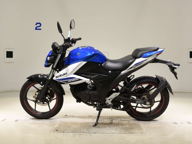 Suzuki GIXXER-150
