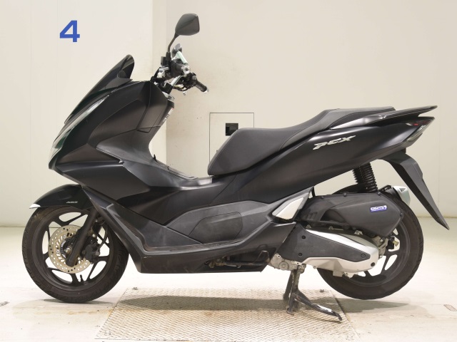 Honda PCX125-4