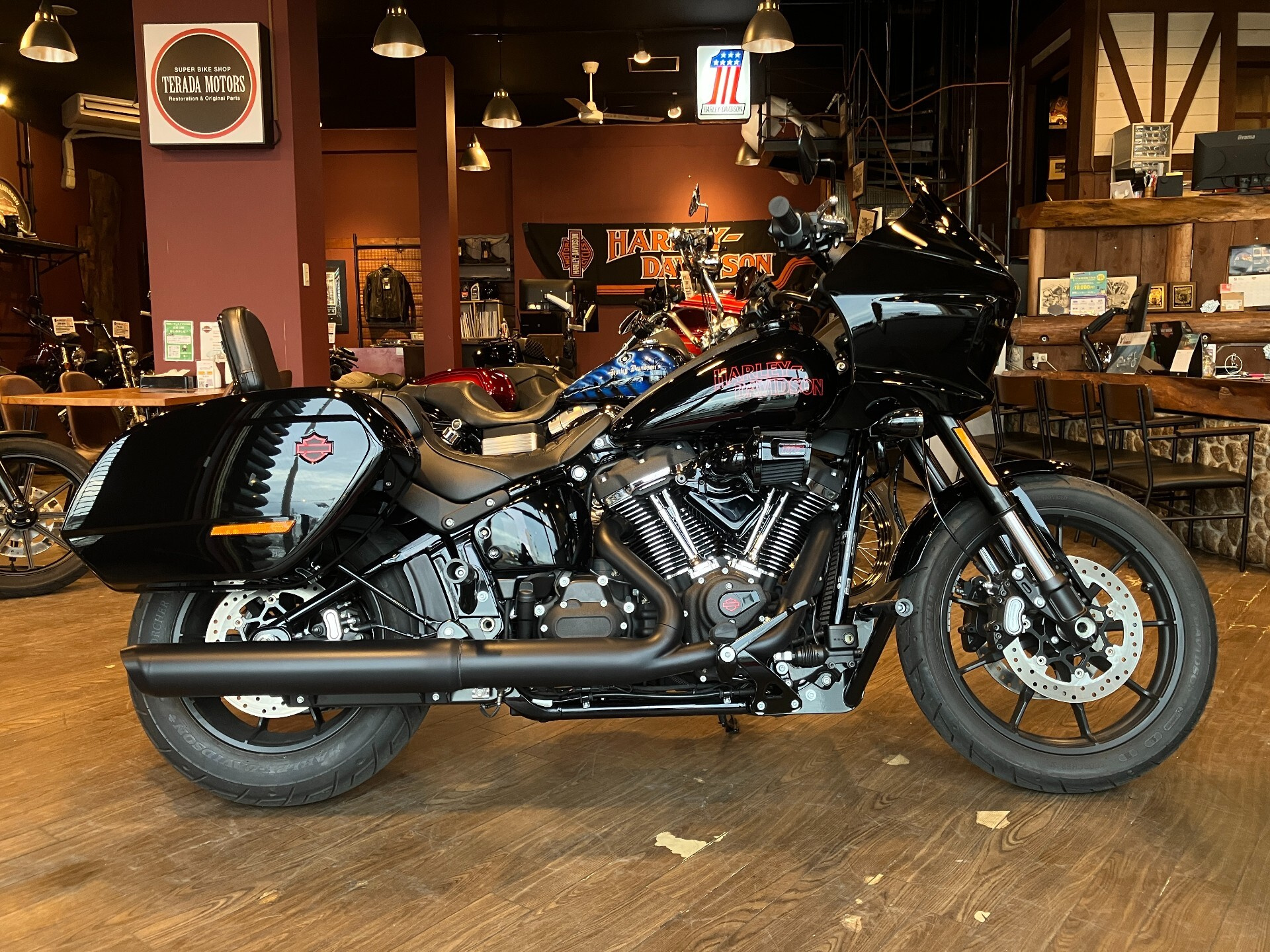 Harley-Davidson Low Rider ST FXLRST