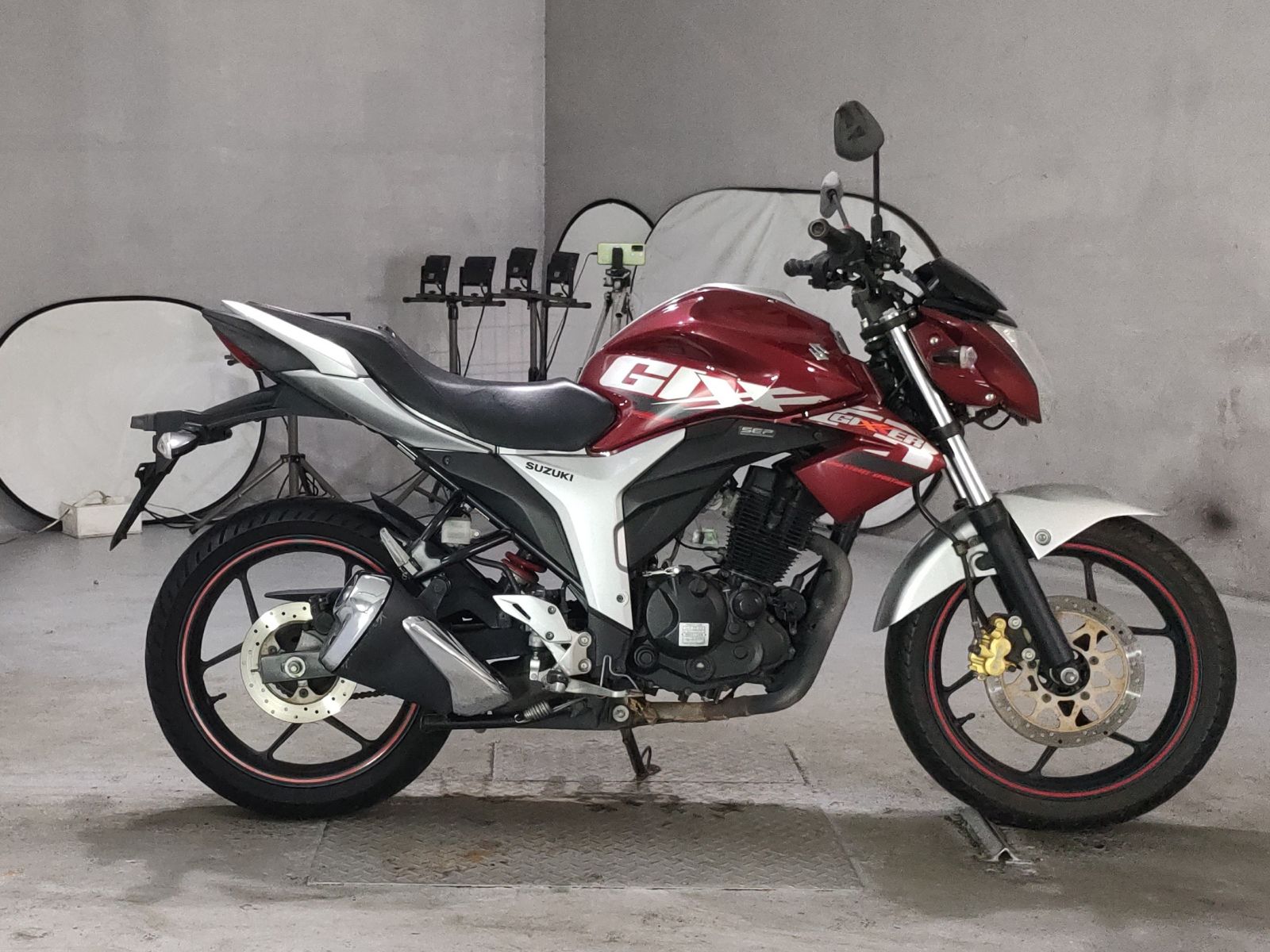 Suzuki GIXXER-150