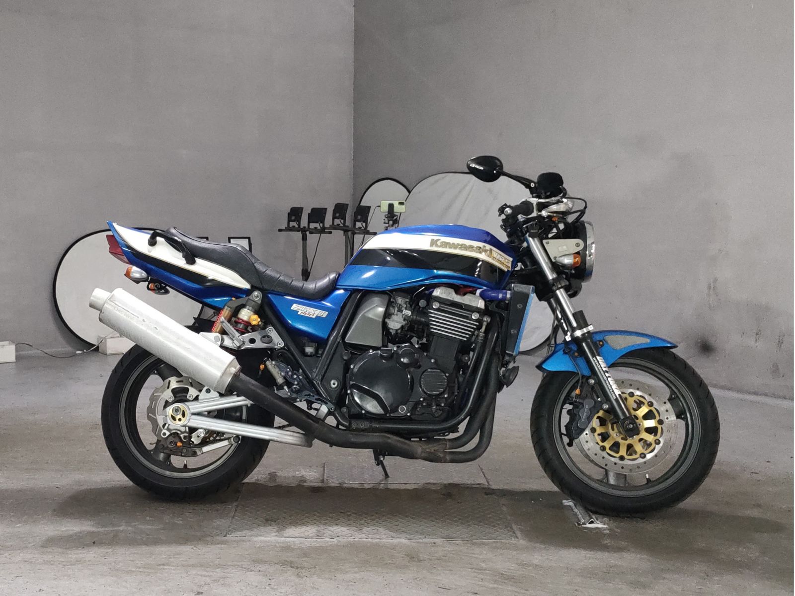 Kawasaki ZRX1100