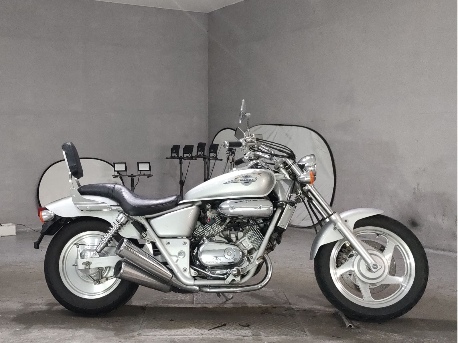 Honda MAGNA 250