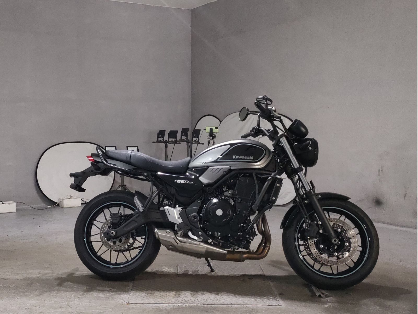 Kawasaki Z650RS