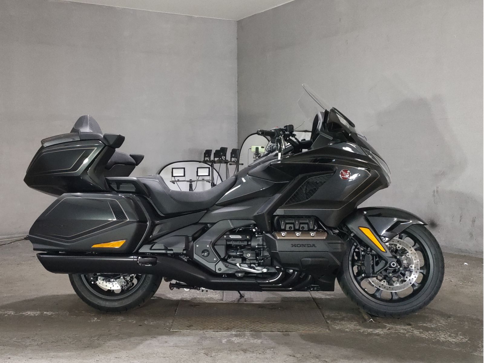 Honda GL1800 TOUR DCT