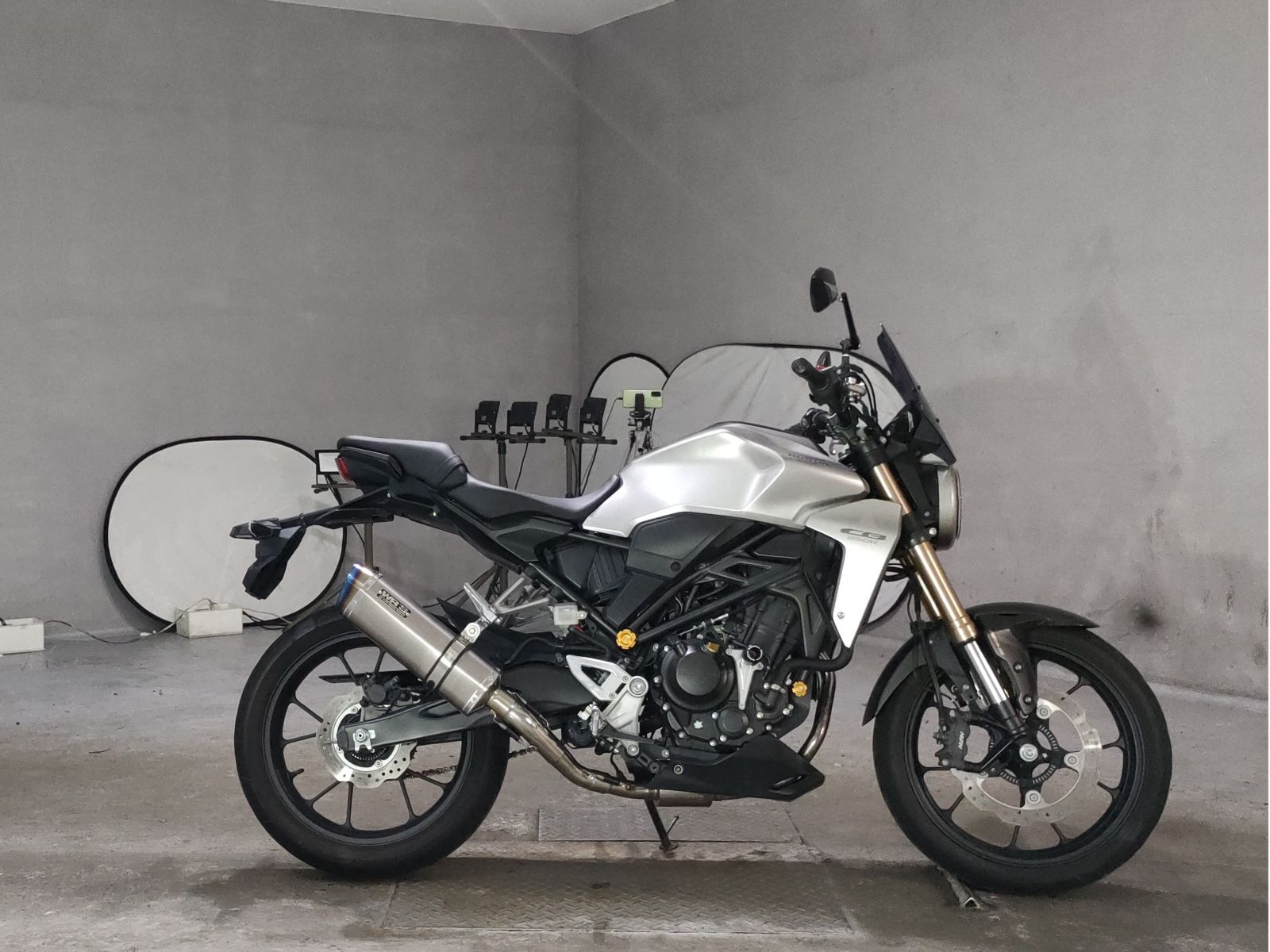 Honda CB250R