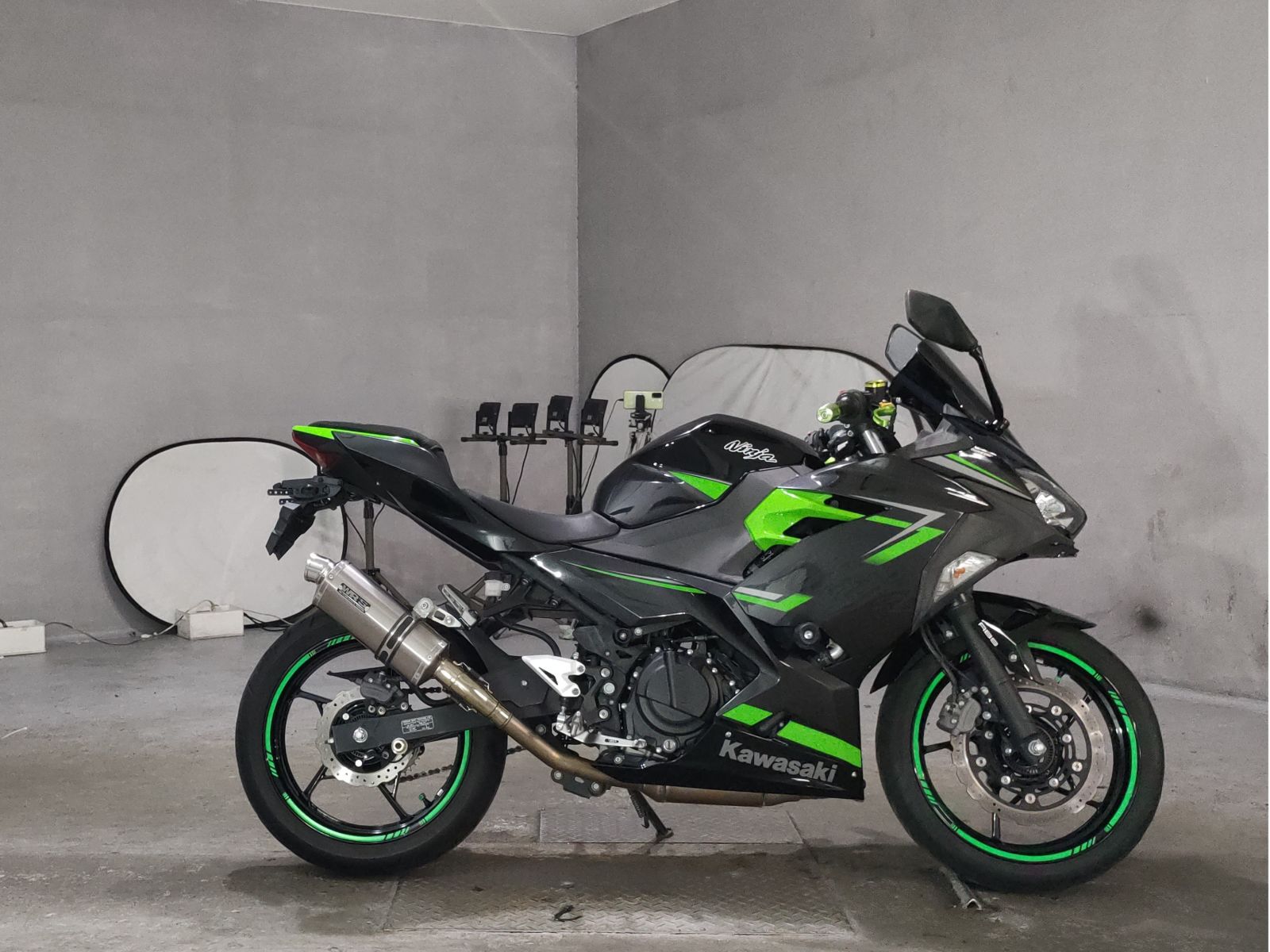 Kawasaki NINJA400