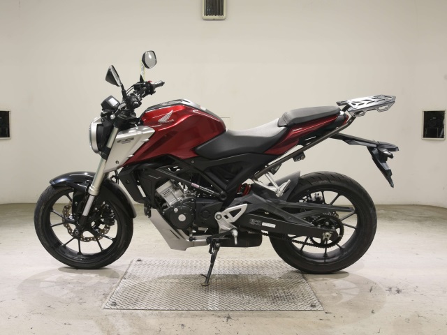 Honda CB125R