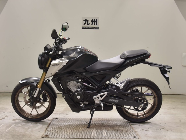 Honda CB125R-2