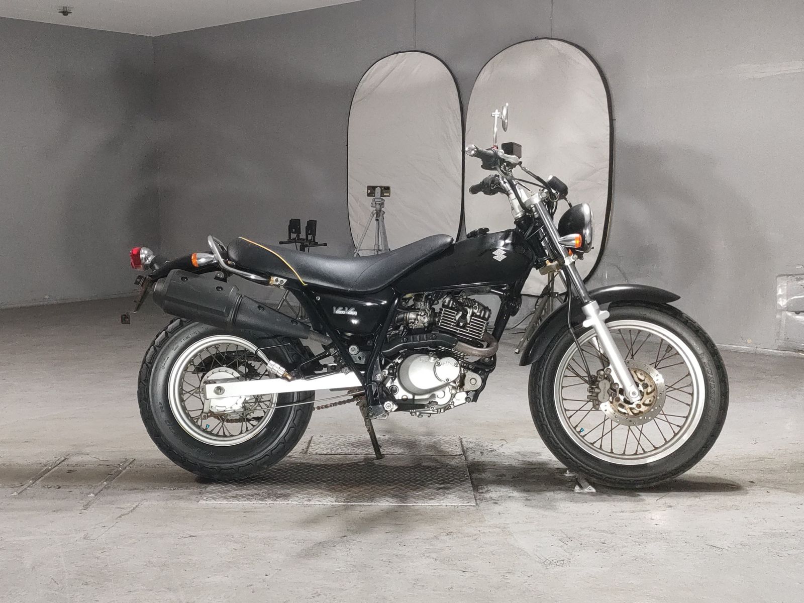 Suzuki VANVAN 200