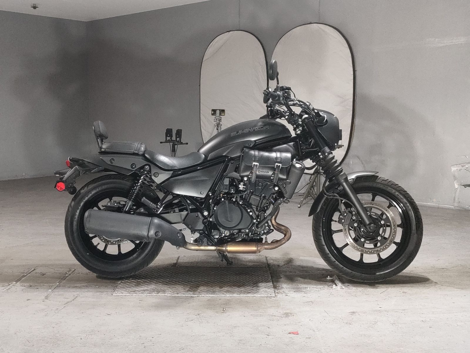 Kawasaki ELIMINATOR 400SE