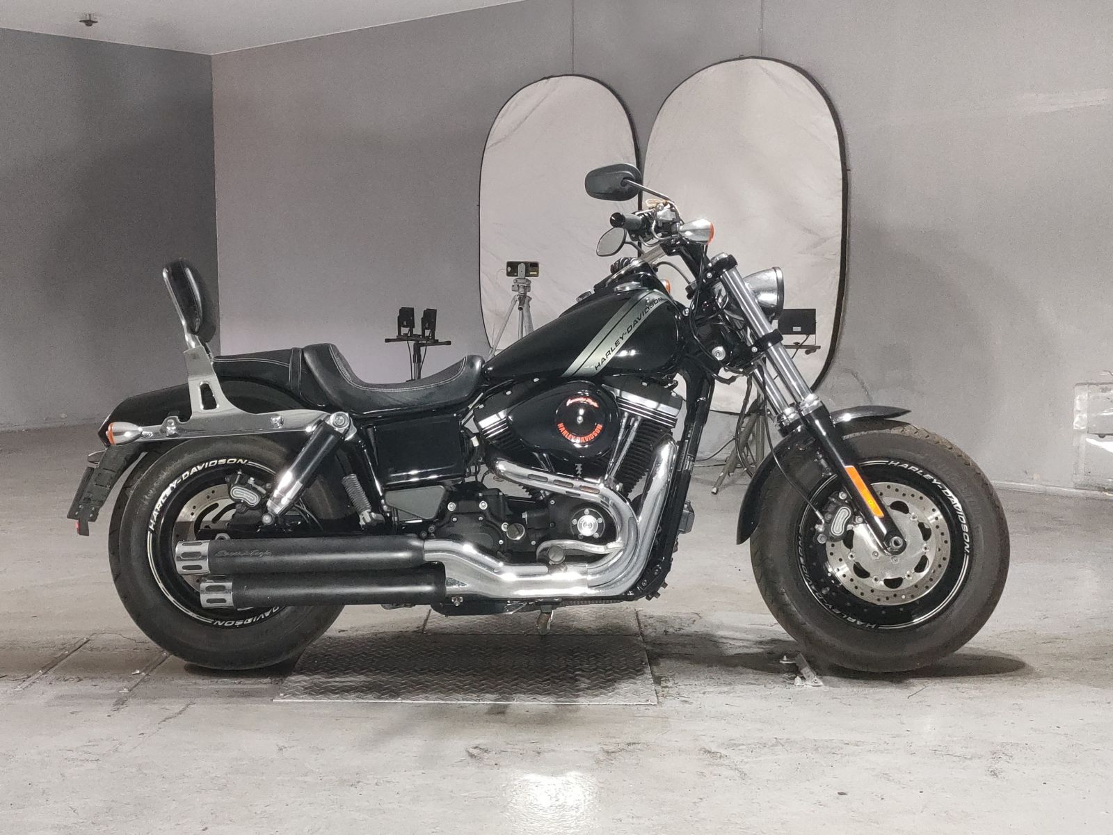 Harley-Davidson Dyna Fat Bob FXDF1580