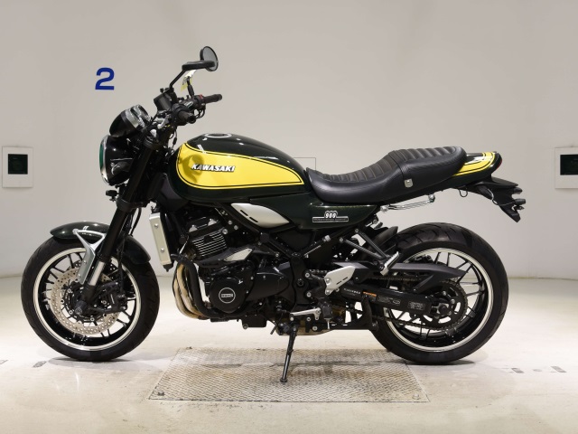 Kawasaki Z900RS