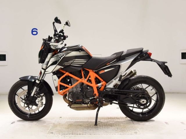 KTM 690 DUKE