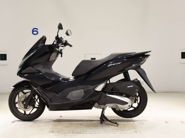 Honda PCX125-4