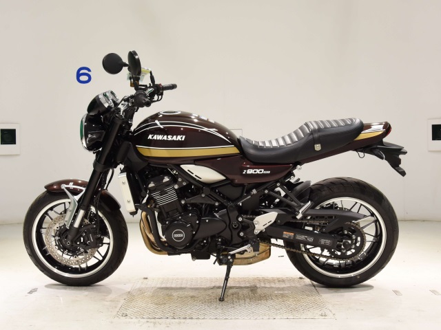 Kawasaki Z900RS