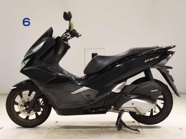 Honda PCX125-3