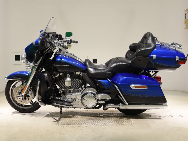 Harley-Davidson CVO Limited FLHTKSE1800