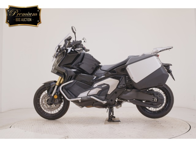 Honda X-ADV750-2