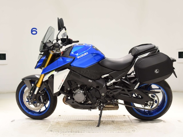 Suzuki GSX-S1000-2