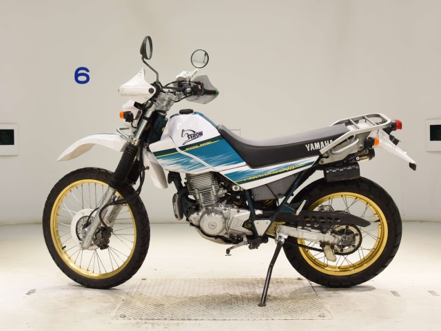 Yamaha SEROW 225-3