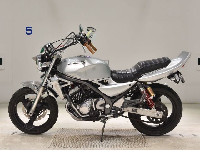 Suzuki GSX250
