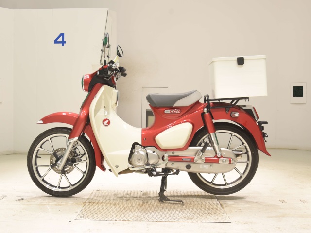 Honda C125-2
