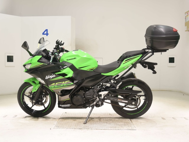 Kawasaki NINJA400-2