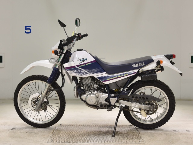 Yamaha SEROW 225-3