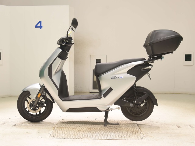 Honda EM1E: