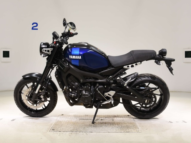 Yamaha XSR900