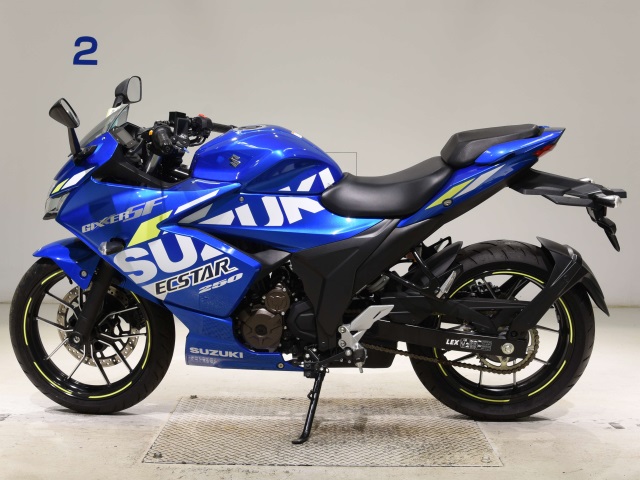Suzuki GIXXER-250SF