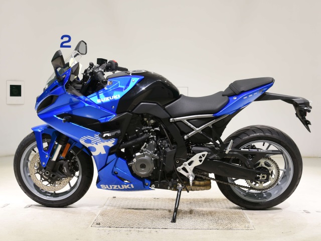 Suzuki GSX-8R