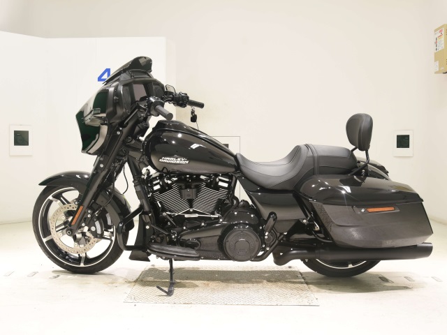 Harley-Davidson Street Glide FLHX1920