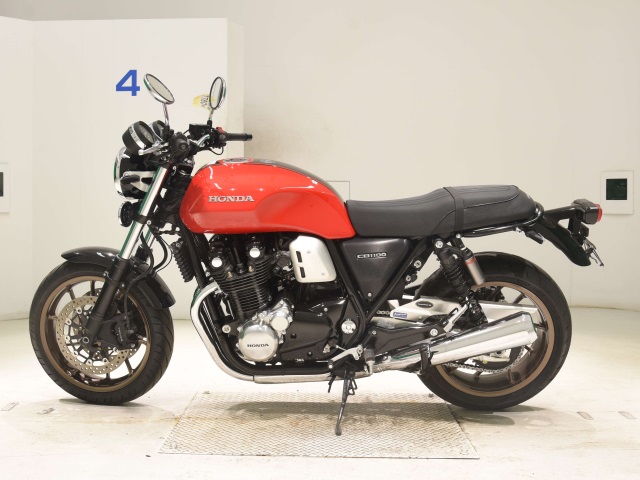 Honda CB1100RS