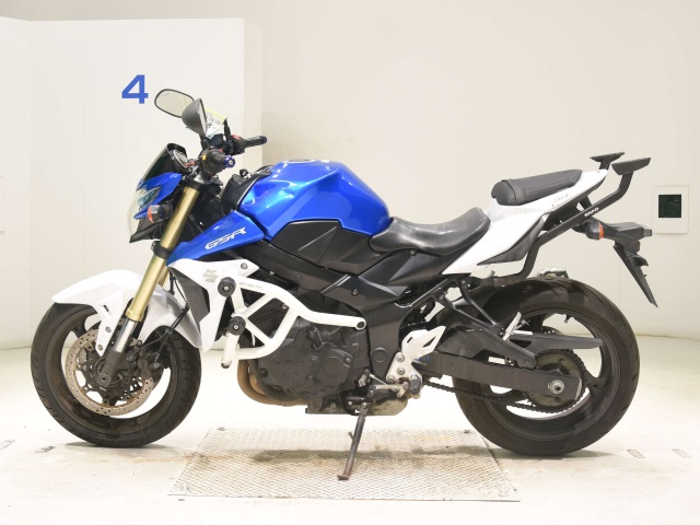 Suzuki GSR750A