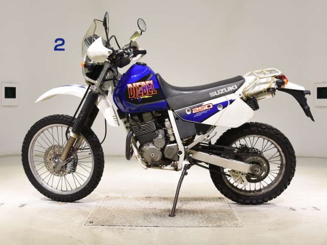 Suzuki DJEBEL250GPS