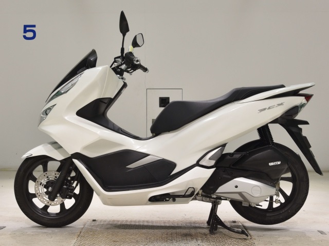 Honda PCX125-3