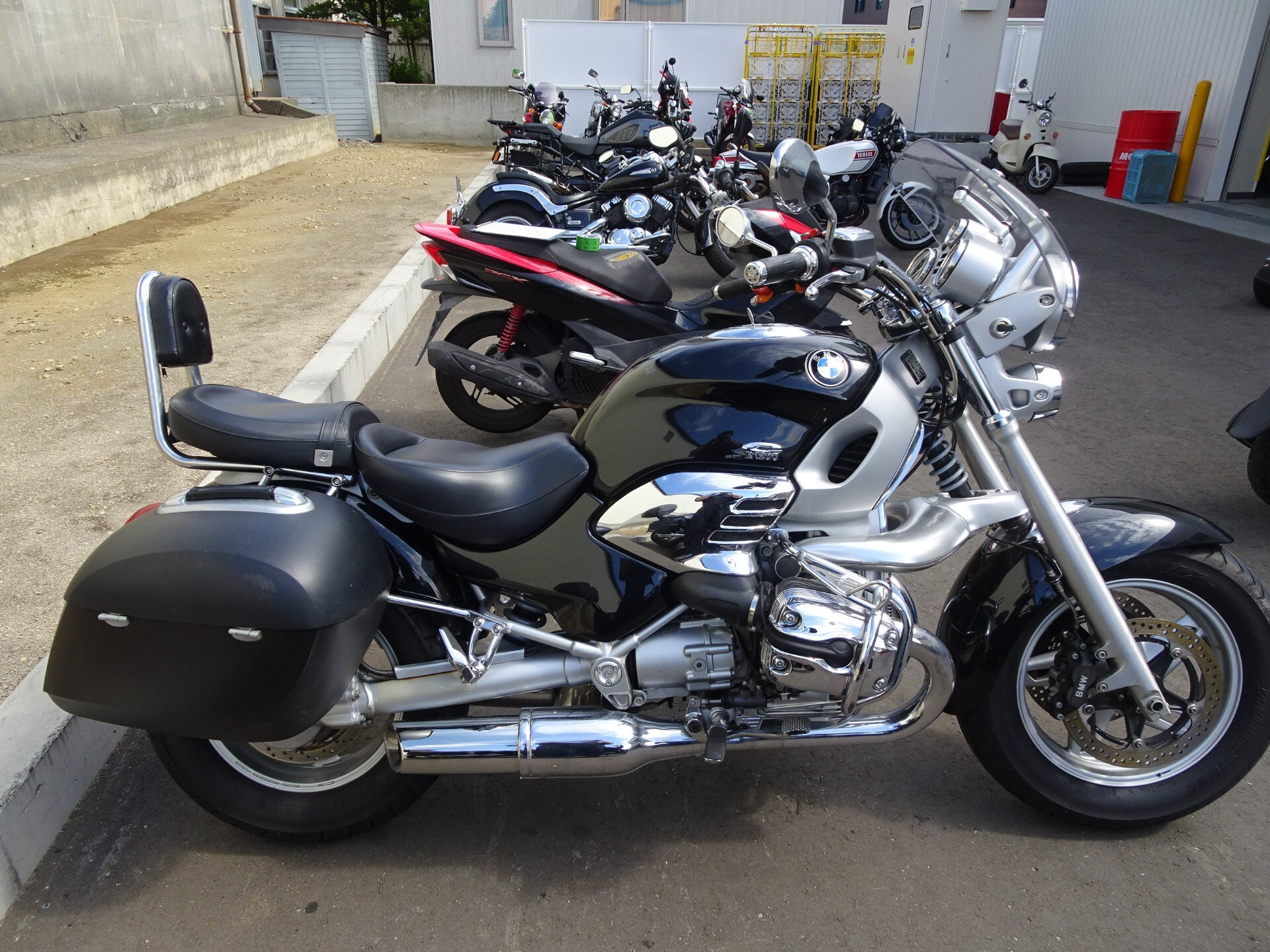 BMW R1200C MONTAUK