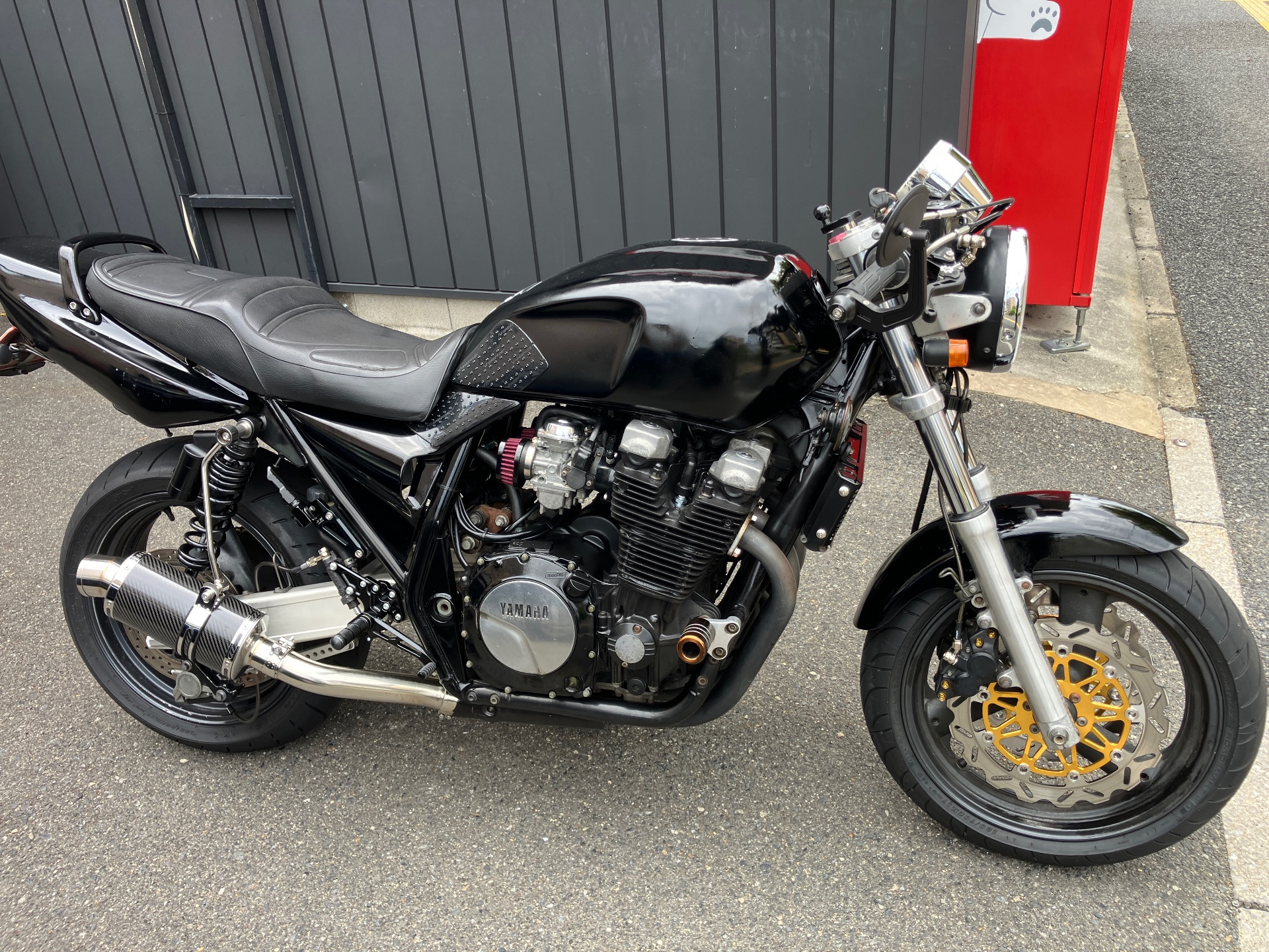Yamaha XJR1200