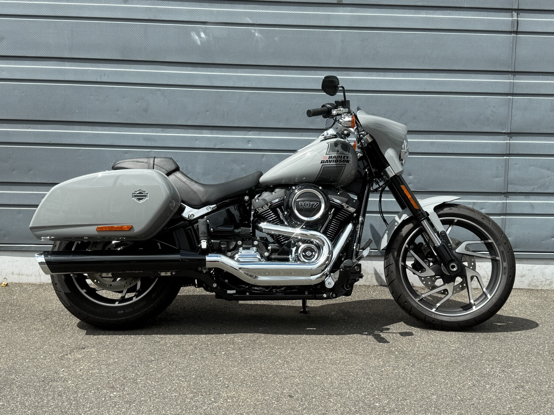 Harley-Davidson Sport Glide FLSB