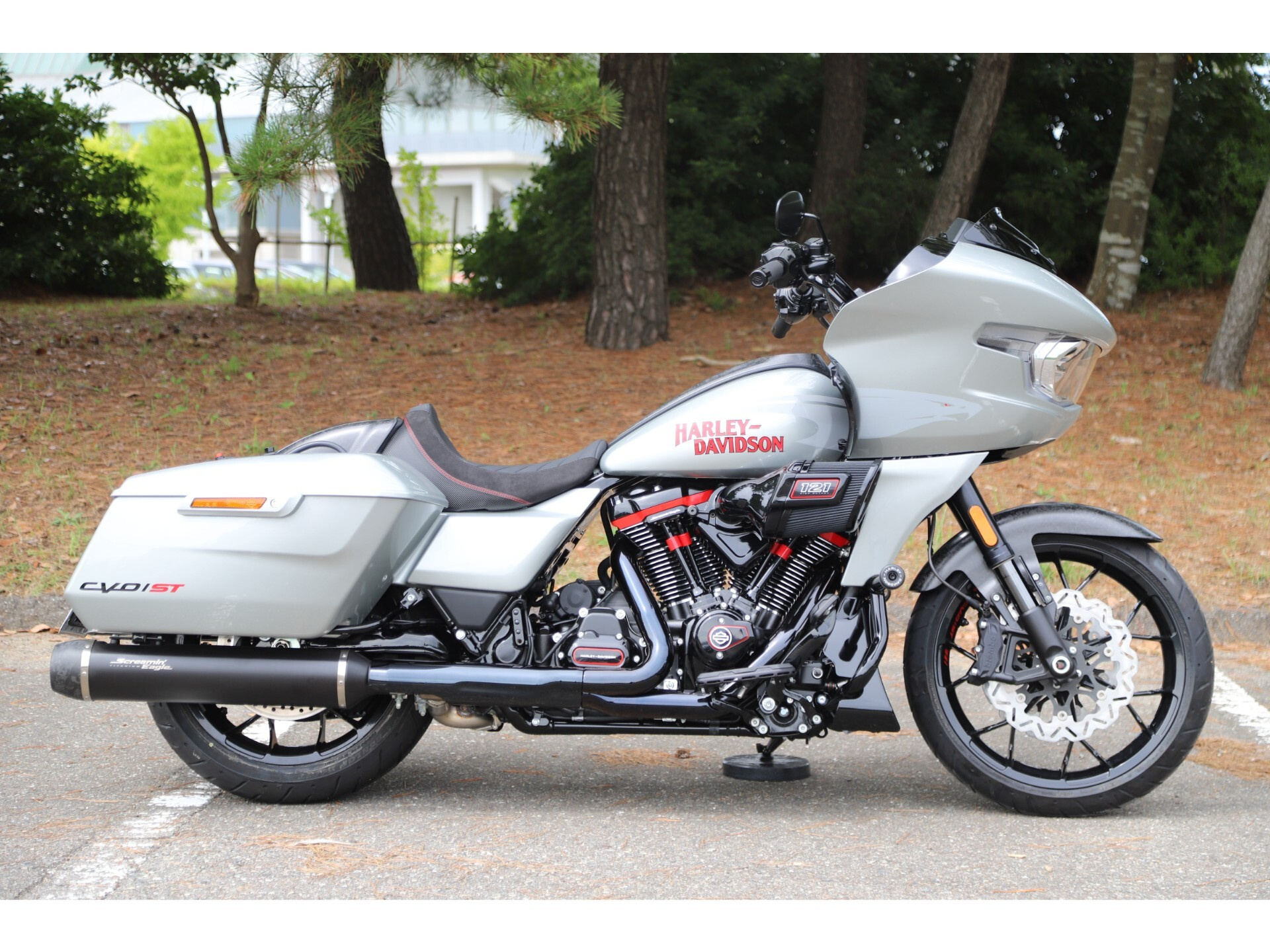 Harley-Davidson CVO Road Glide ST FLTRXSTSE