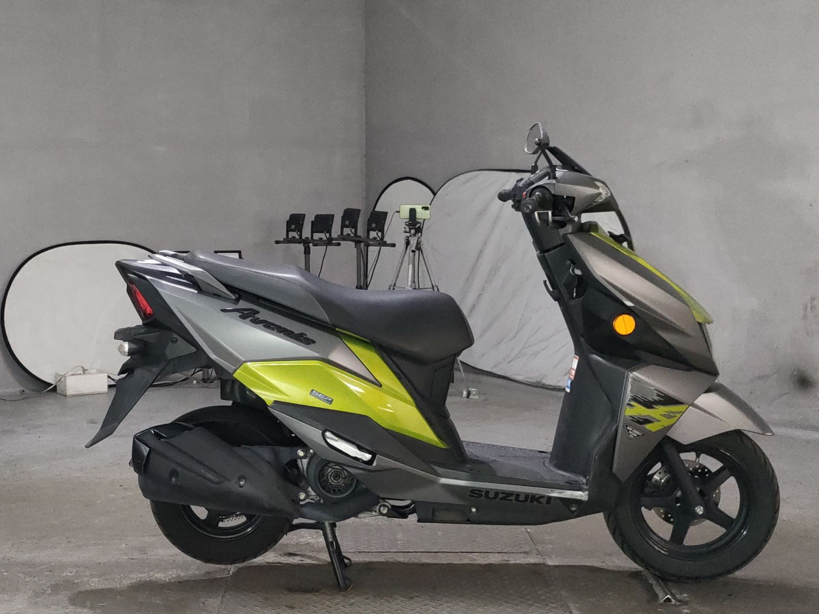 Suzuki AVENIS125